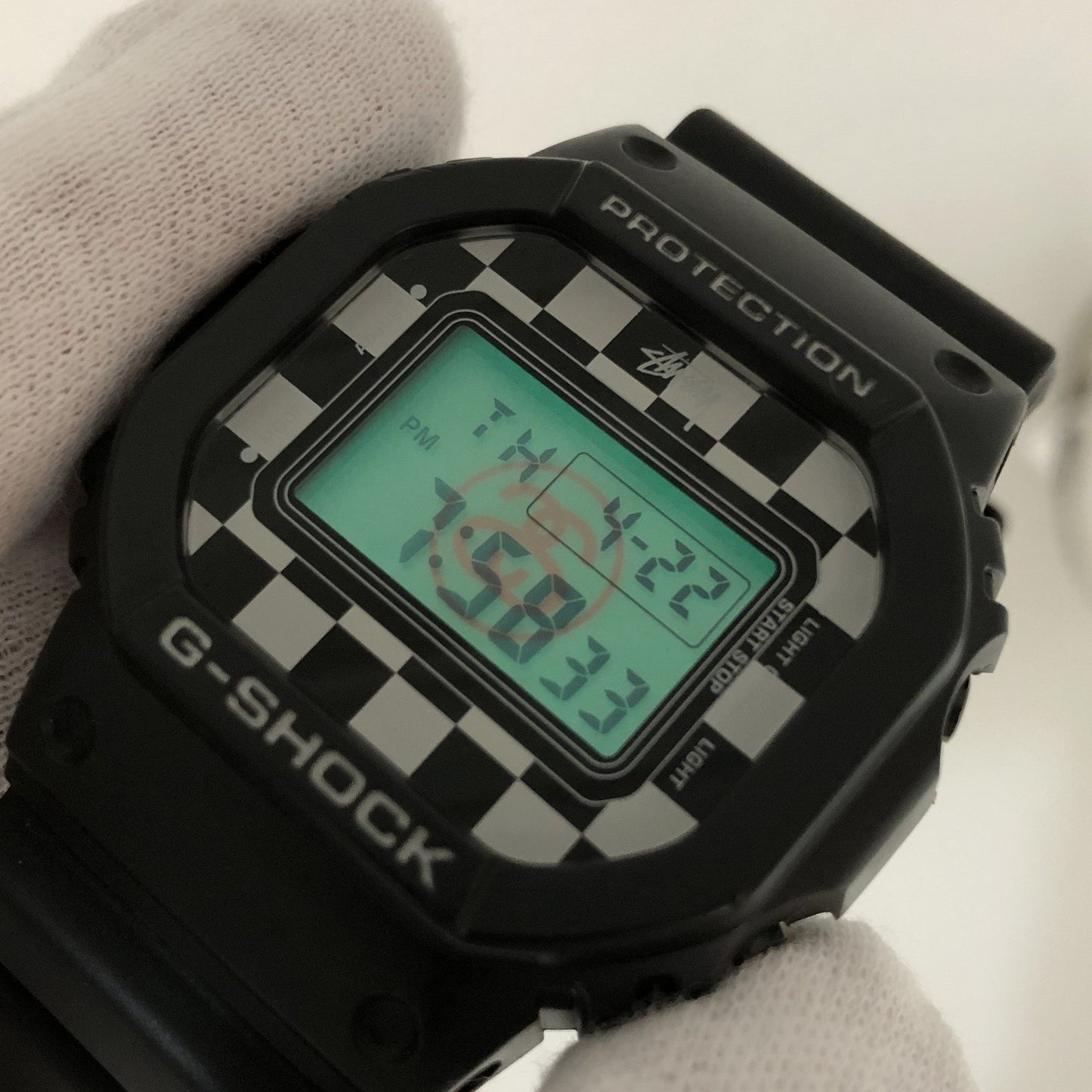 DW-5600 STUSSY Checker
