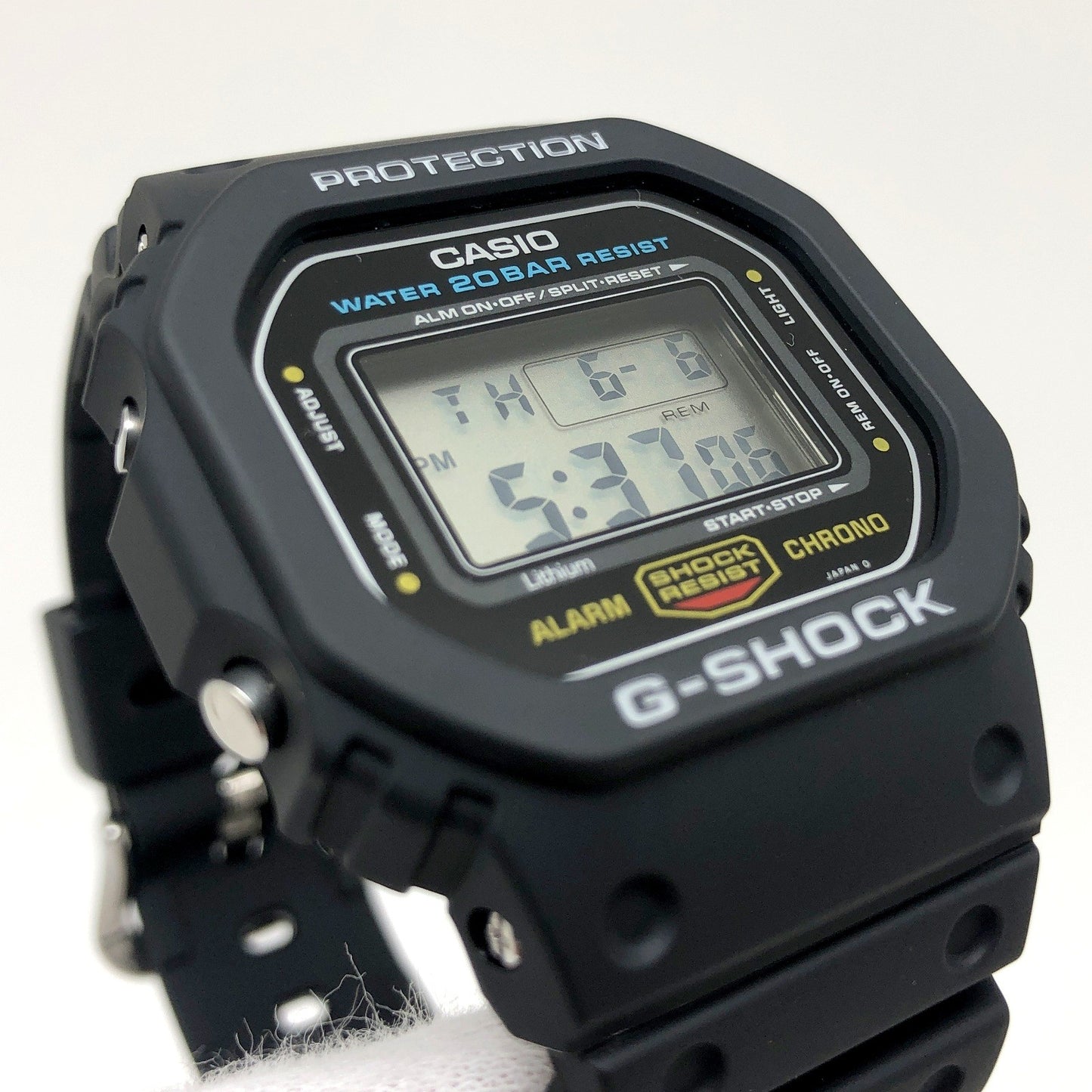 DW-5600C-9B 20BAR M901 イエロー