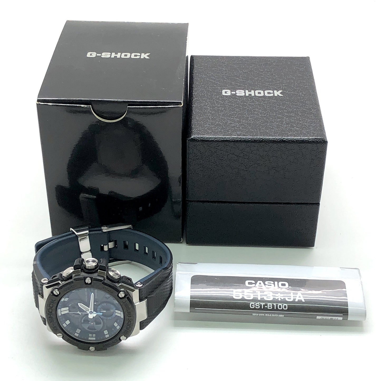 GST-B100XA-1A Gスチール カーボンベゼル