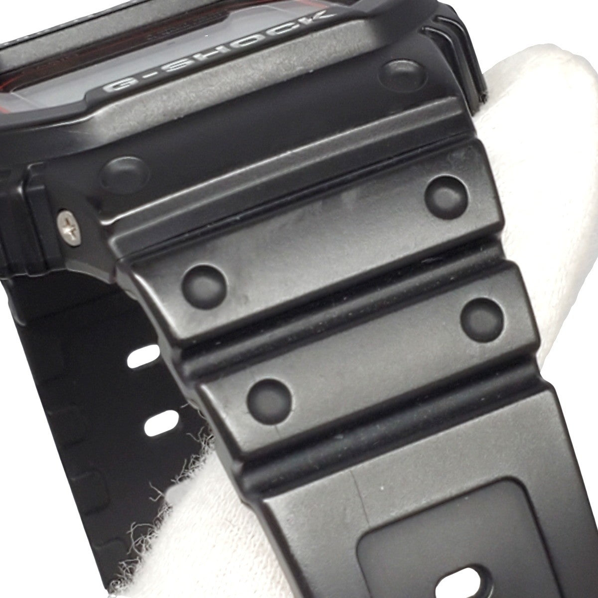 GW-M5600