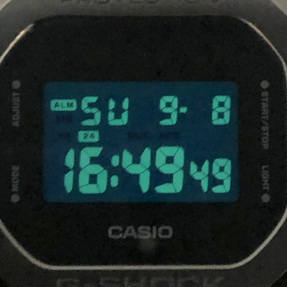 GM-5600B-1 メタルカバードベゼル
