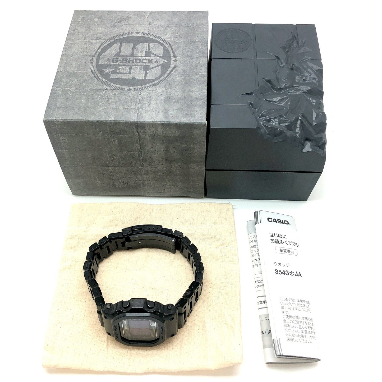 GCW-B5000UN-1 Gショック40周年記念 カーボンエディション