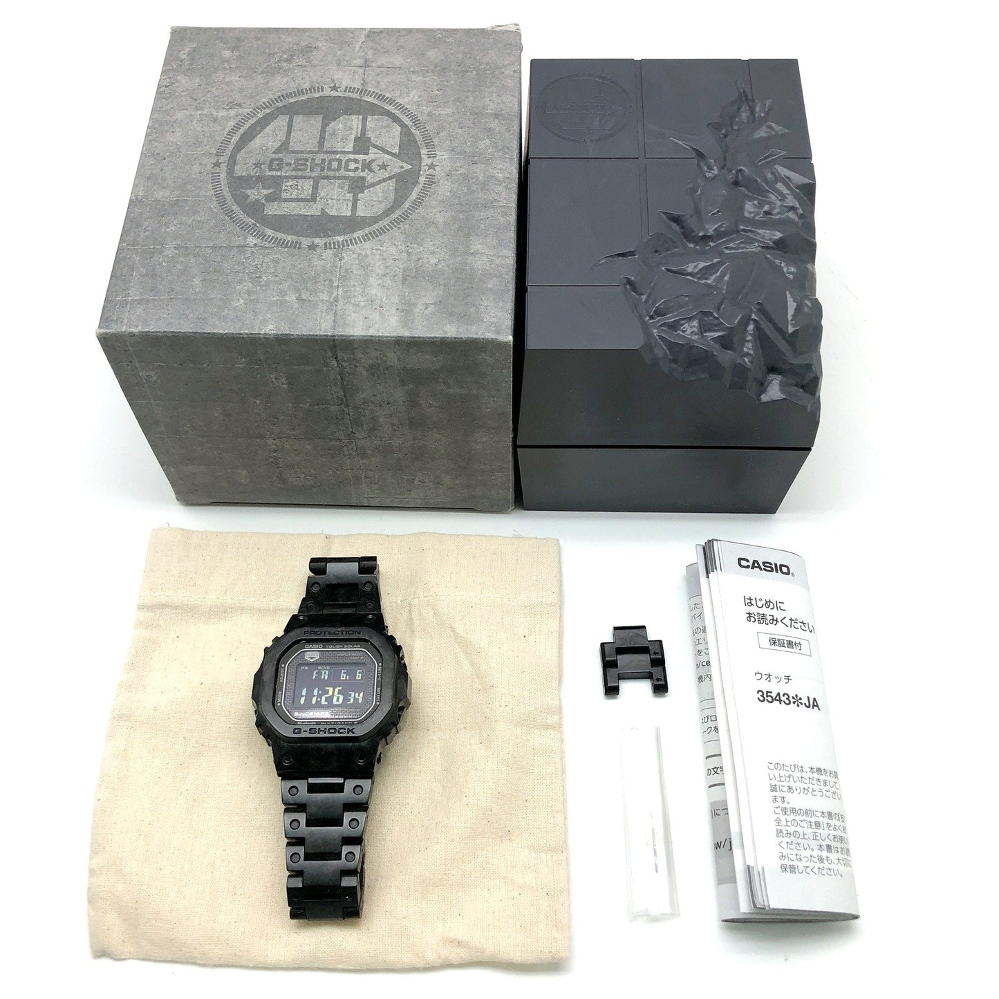 GCW-B5000UN-1 Gショック40周年記念 カーボンエディション
