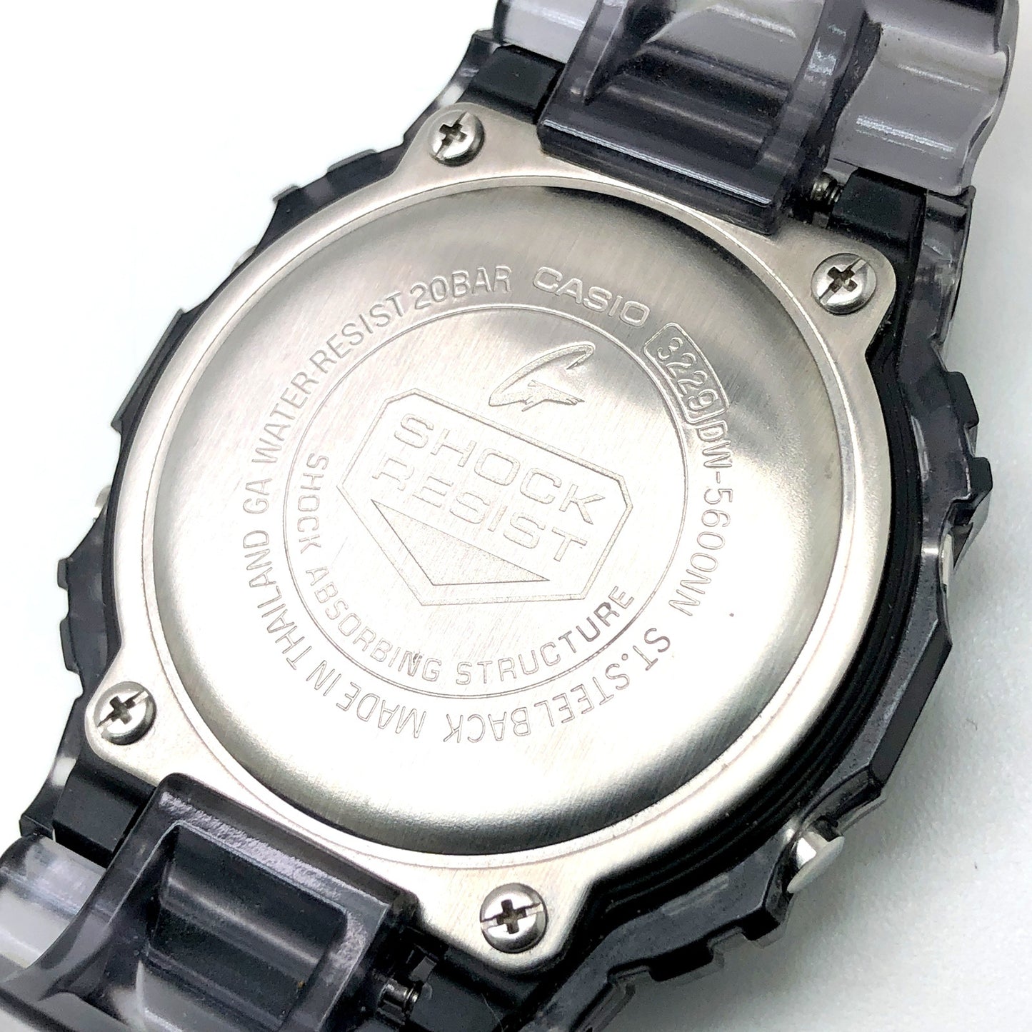 DW-5600NN-1 デジタルグリッチ(バグ)