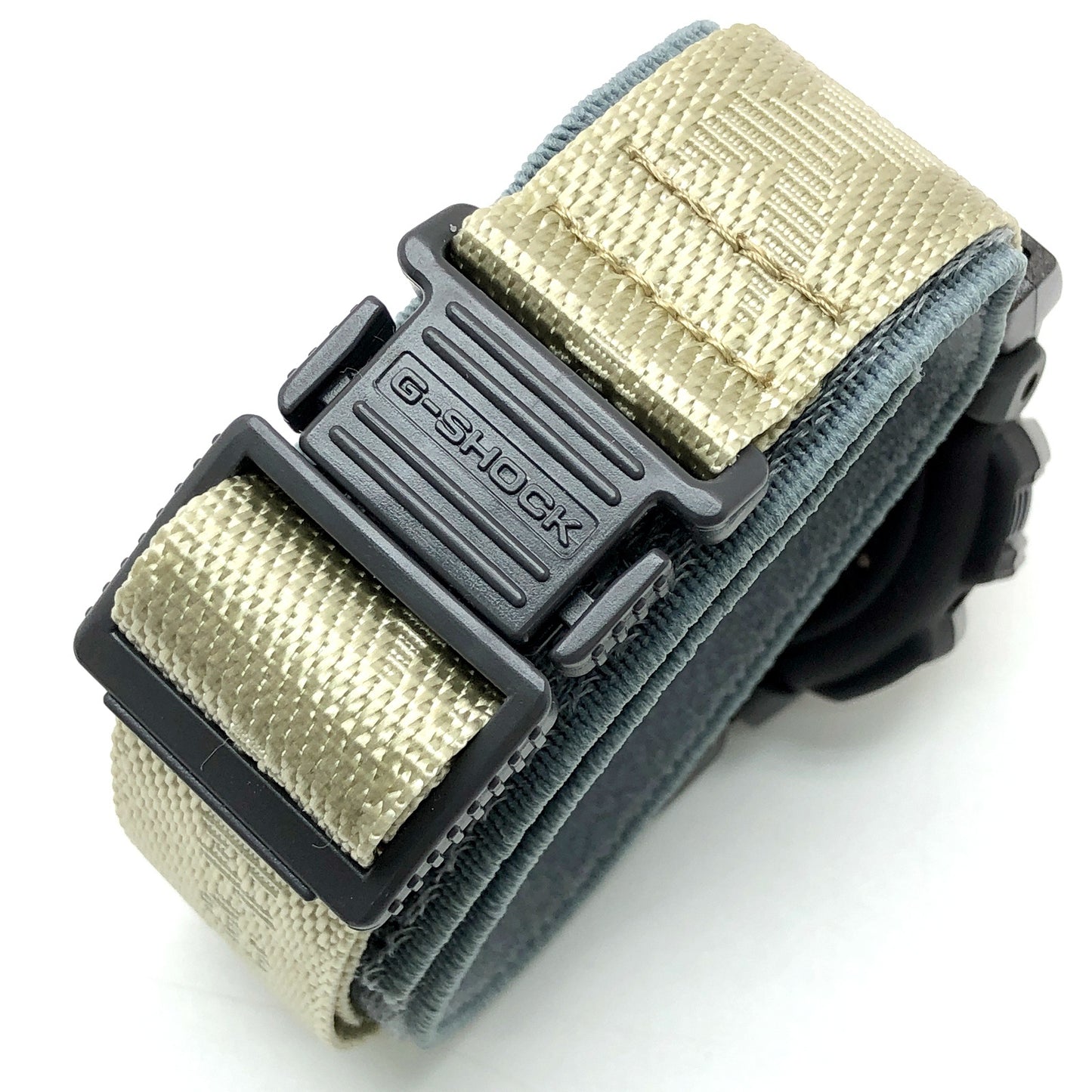 DW-004X-9BT エクストリーム メタリック シルバー×ゴールド