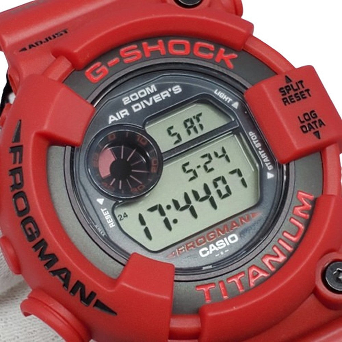 DW-8200F-4