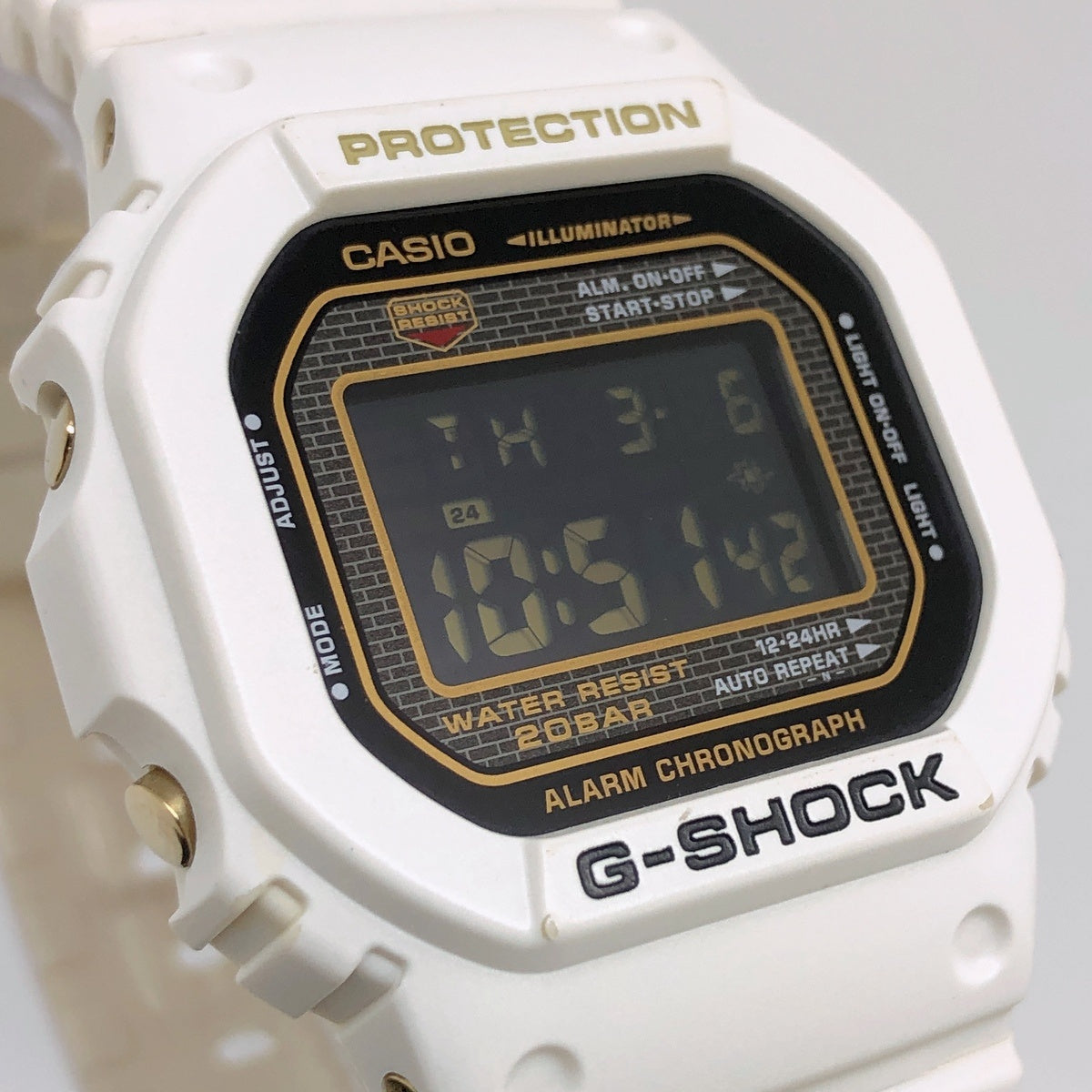 DW-5025B-7 25周年記念限定 ライジングホワイト