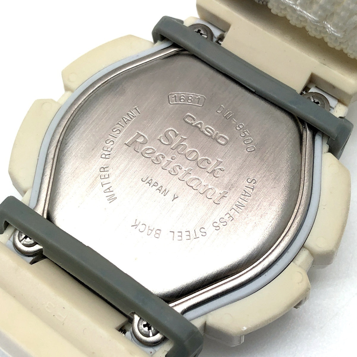 DW-9500SR-8T サーフライダー ファウンデーション コラボレーションモデル