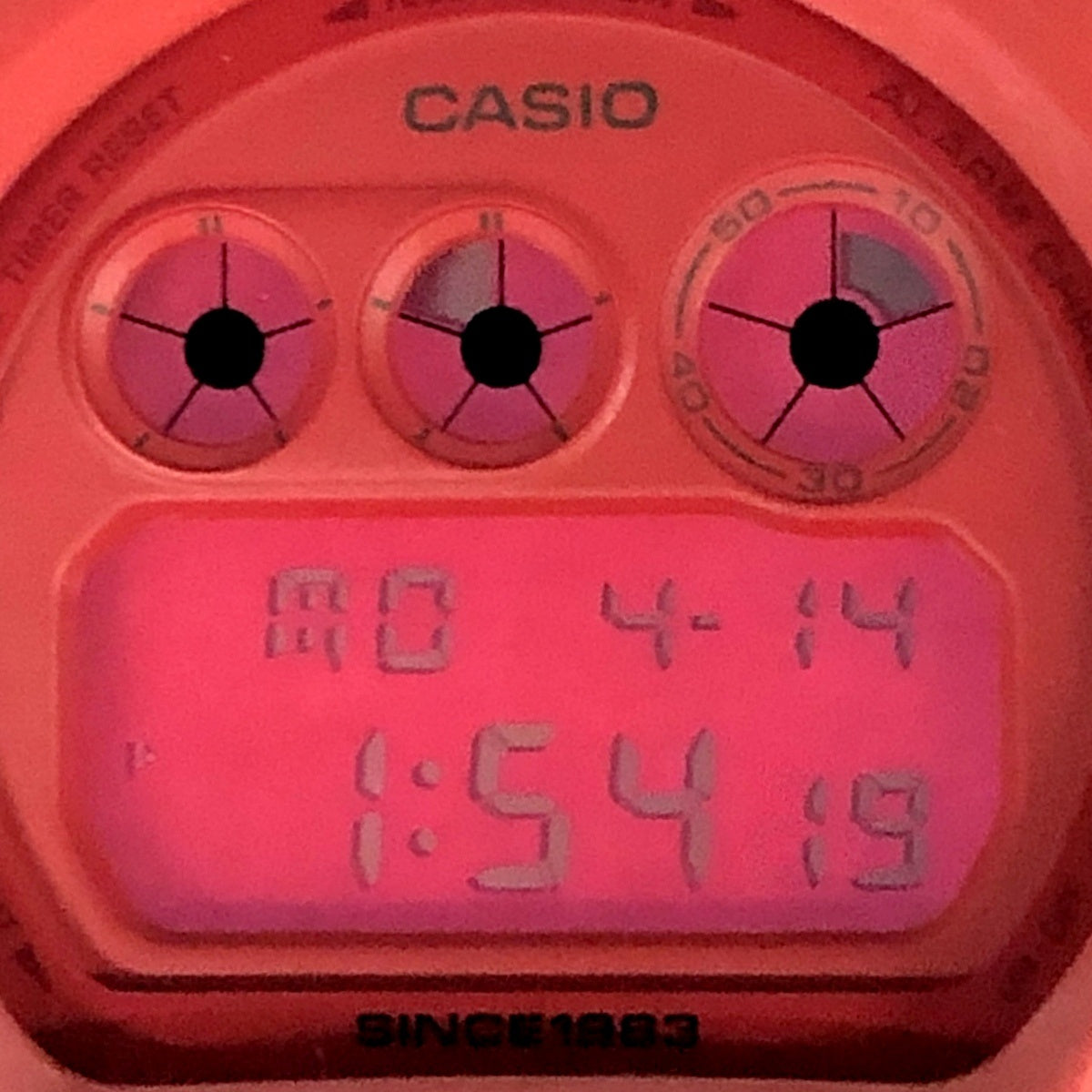 DW-6935C-4 Gショック35周年記念モデル レッドアウト