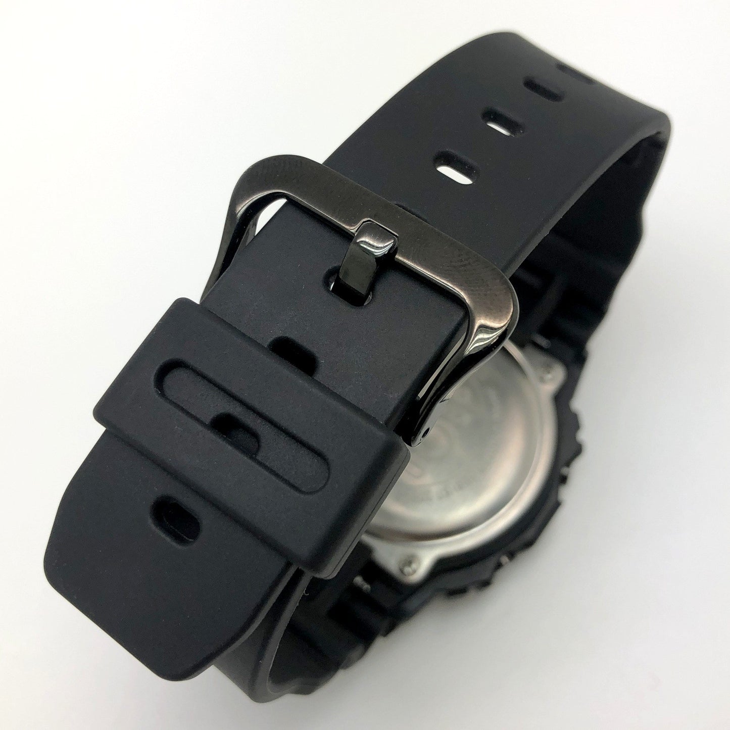 DW-5600