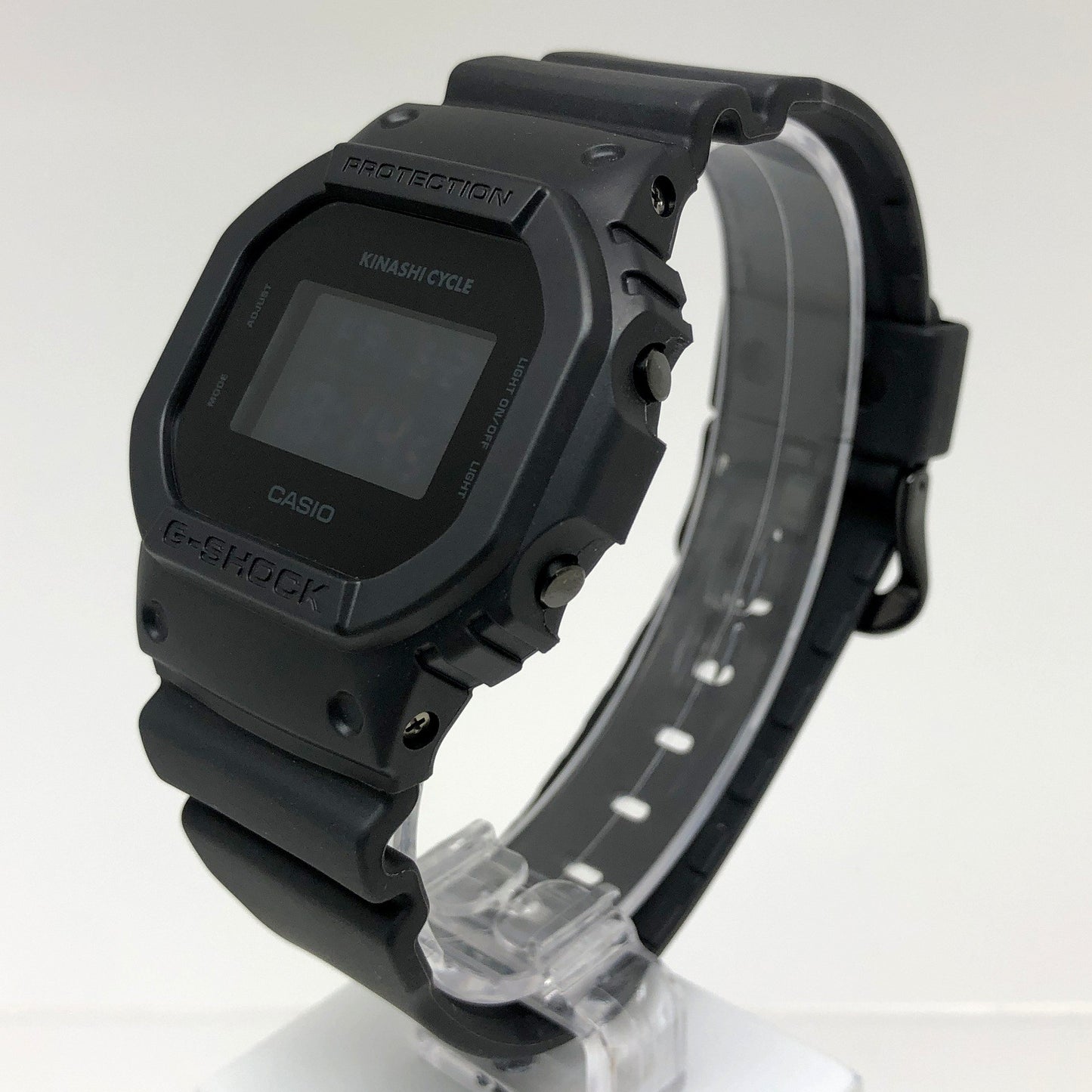 DW-5600