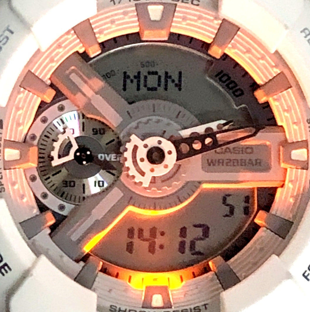 GA-110C BMW X1 コラボレーションモデル