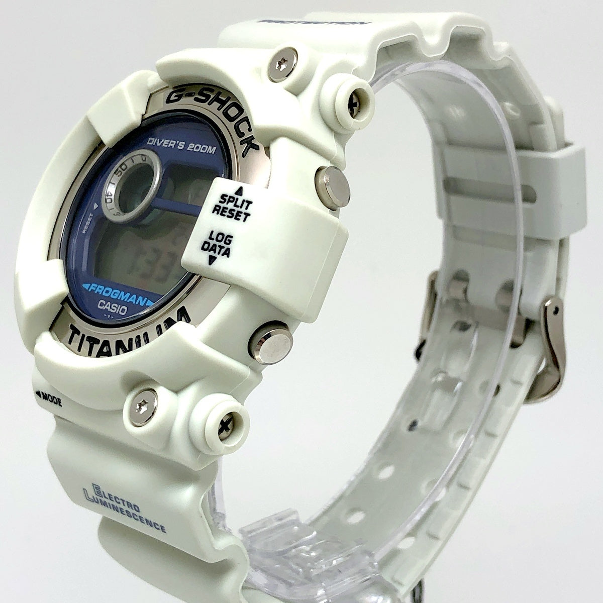 DW-8200LG-8 フロッグマン メンインホワイトグレー