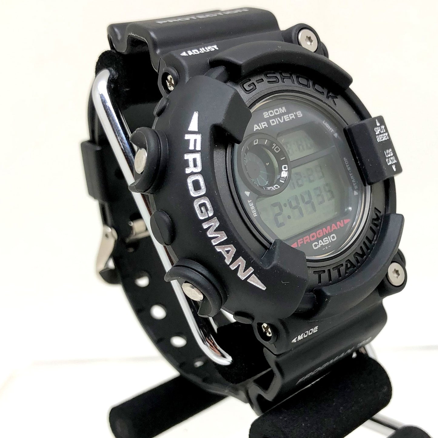 DW-8200ZU-1T