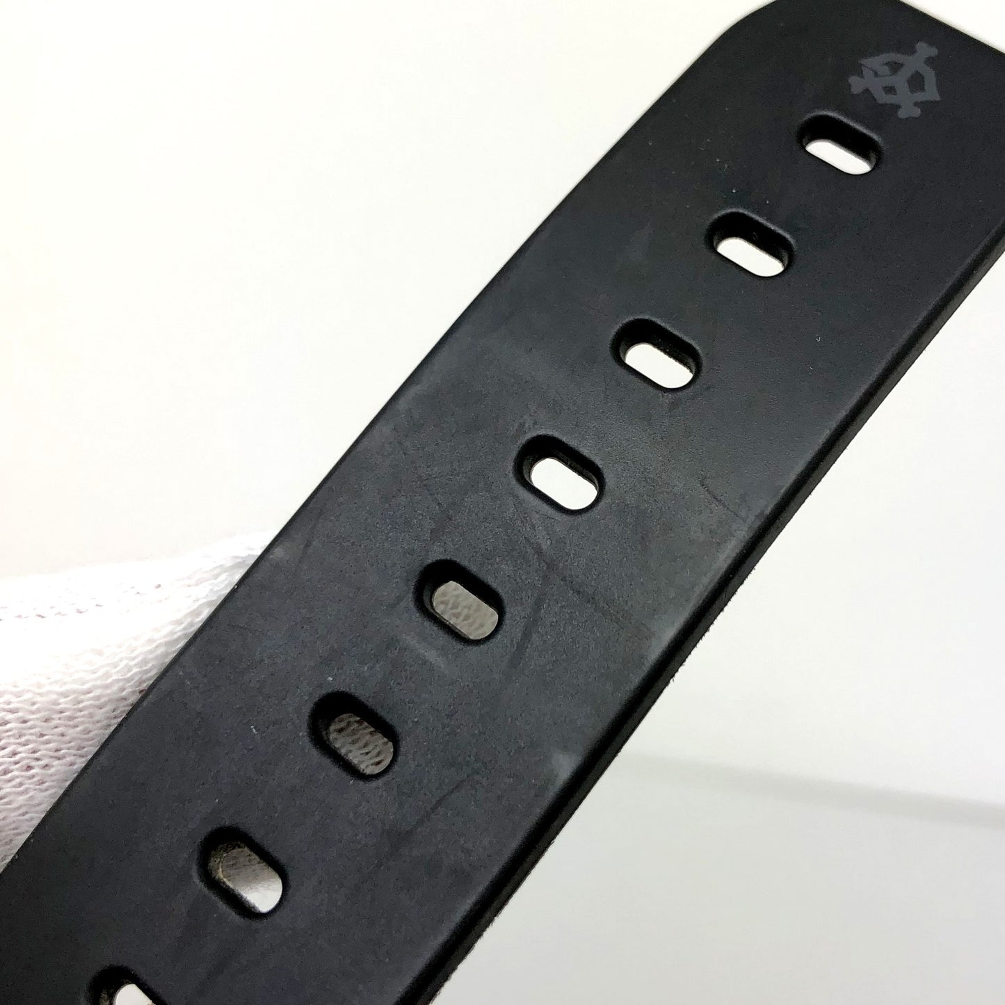 DW-5600YG-1JR Yomiuri Giants