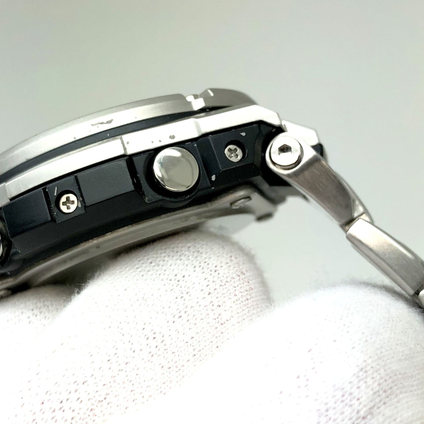 GST-W110D-7A