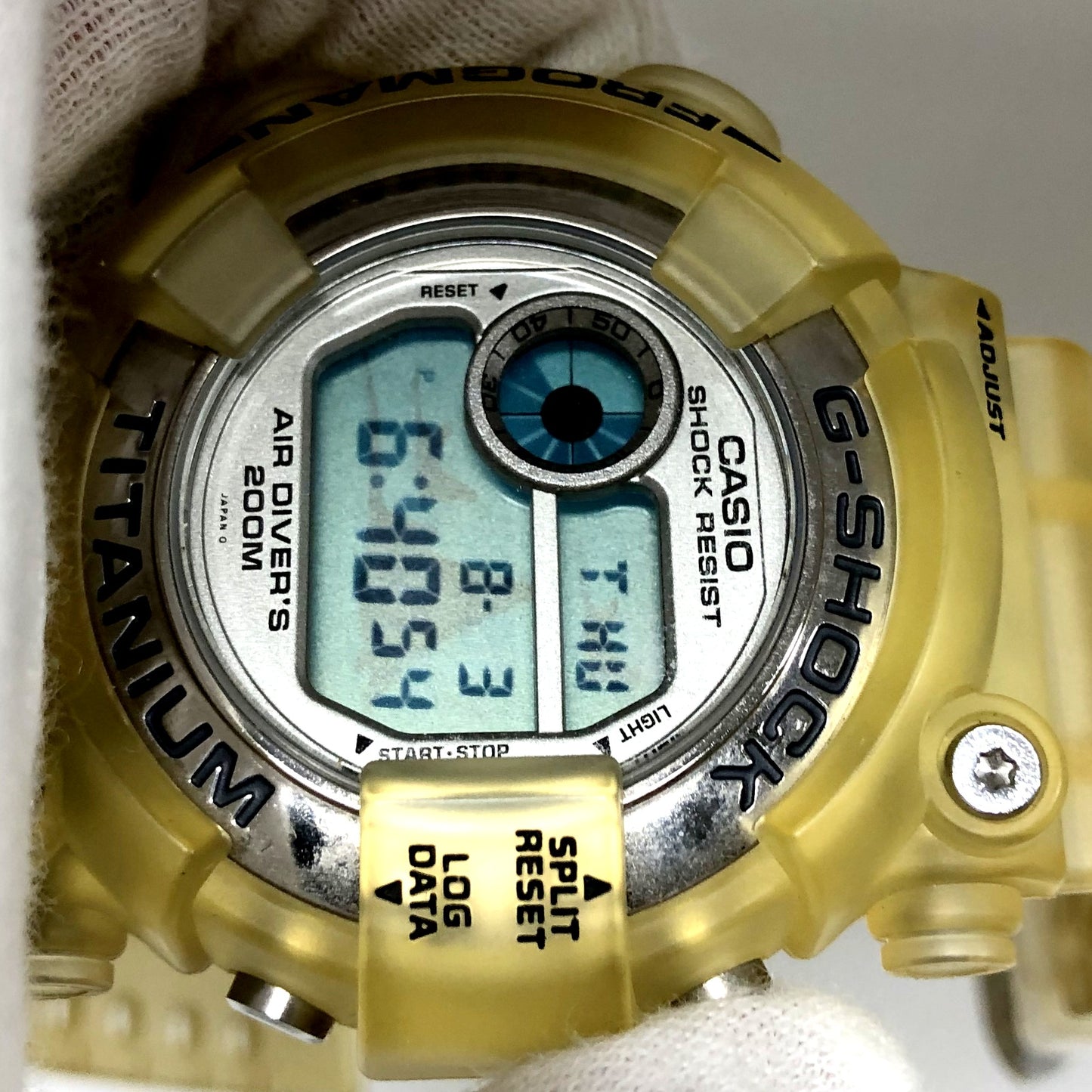 DW-8201WC
