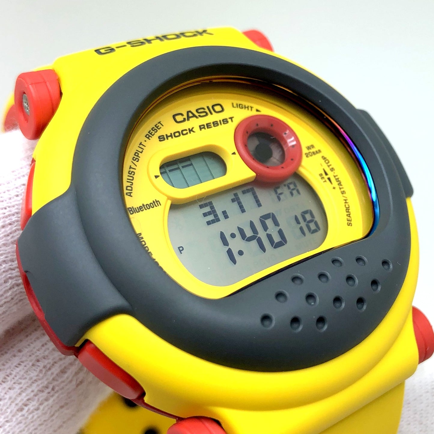 G-B001MVE-9JR
