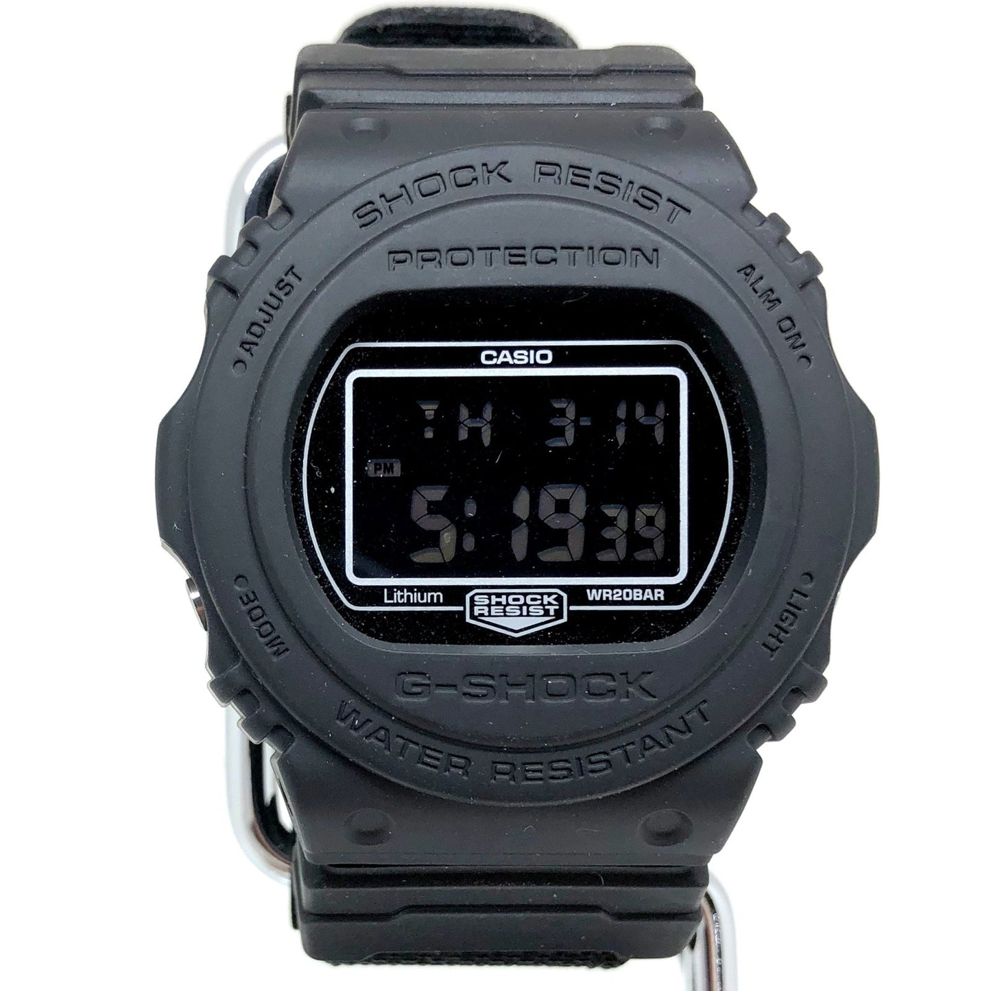 DW-5750E URBAN RESEARCH