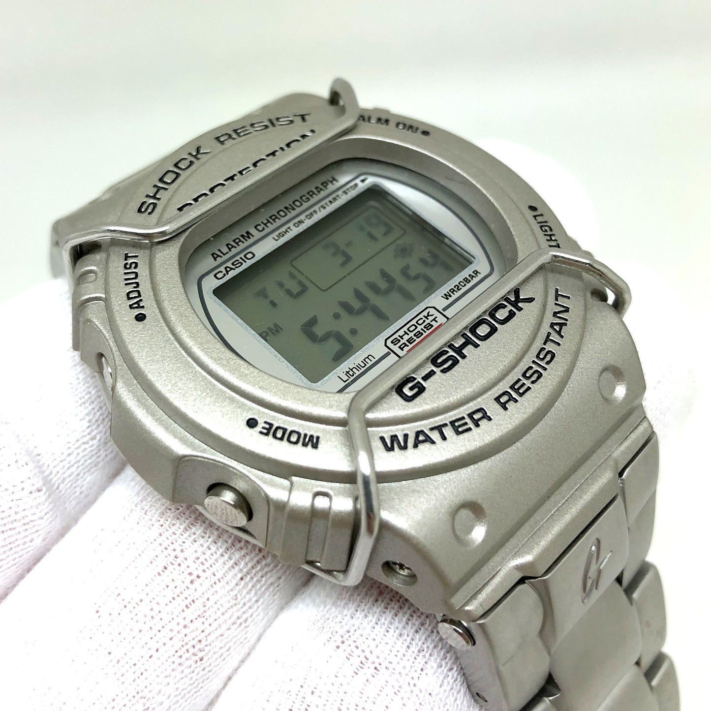 DW-5700D-8