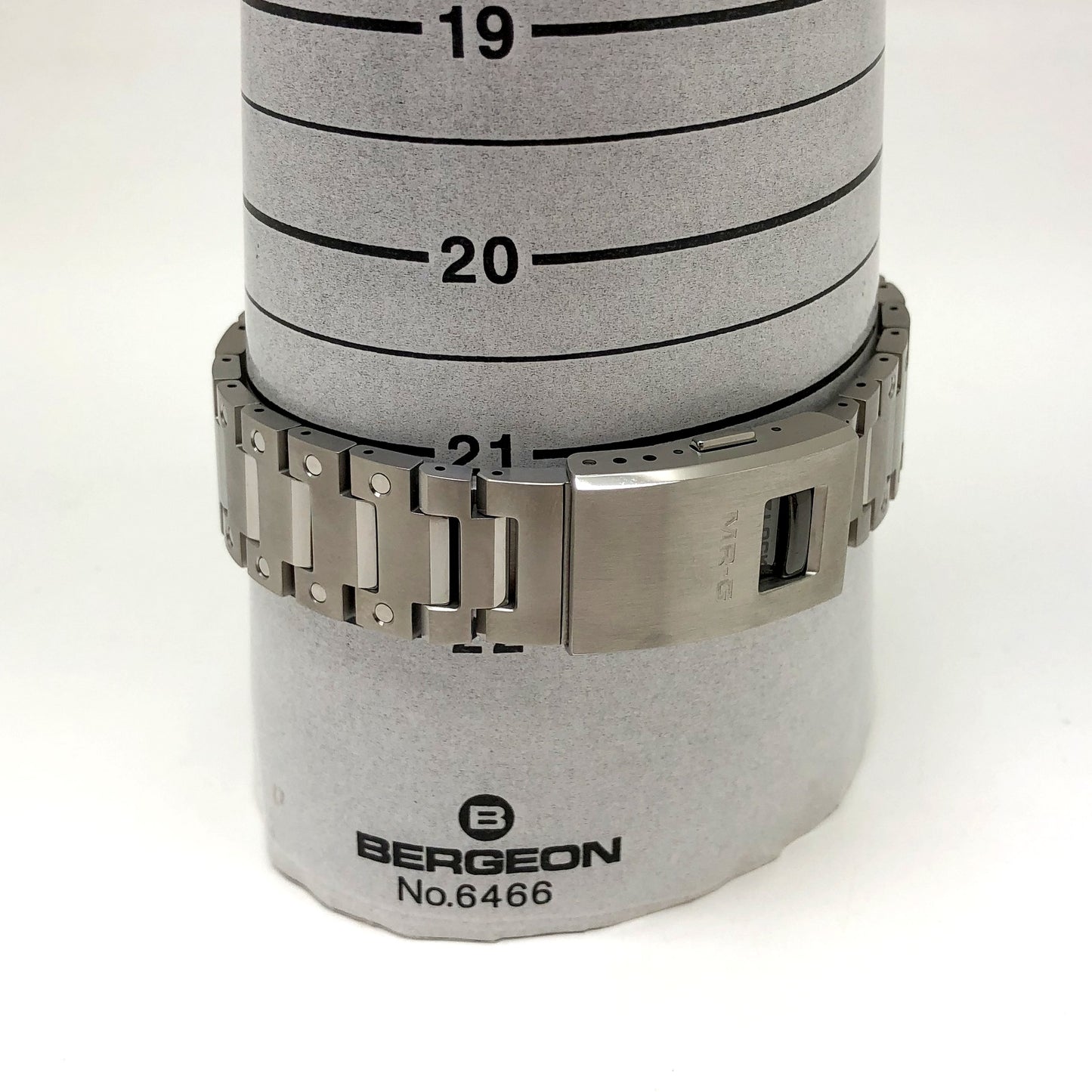 MRG-B5000D-1JR