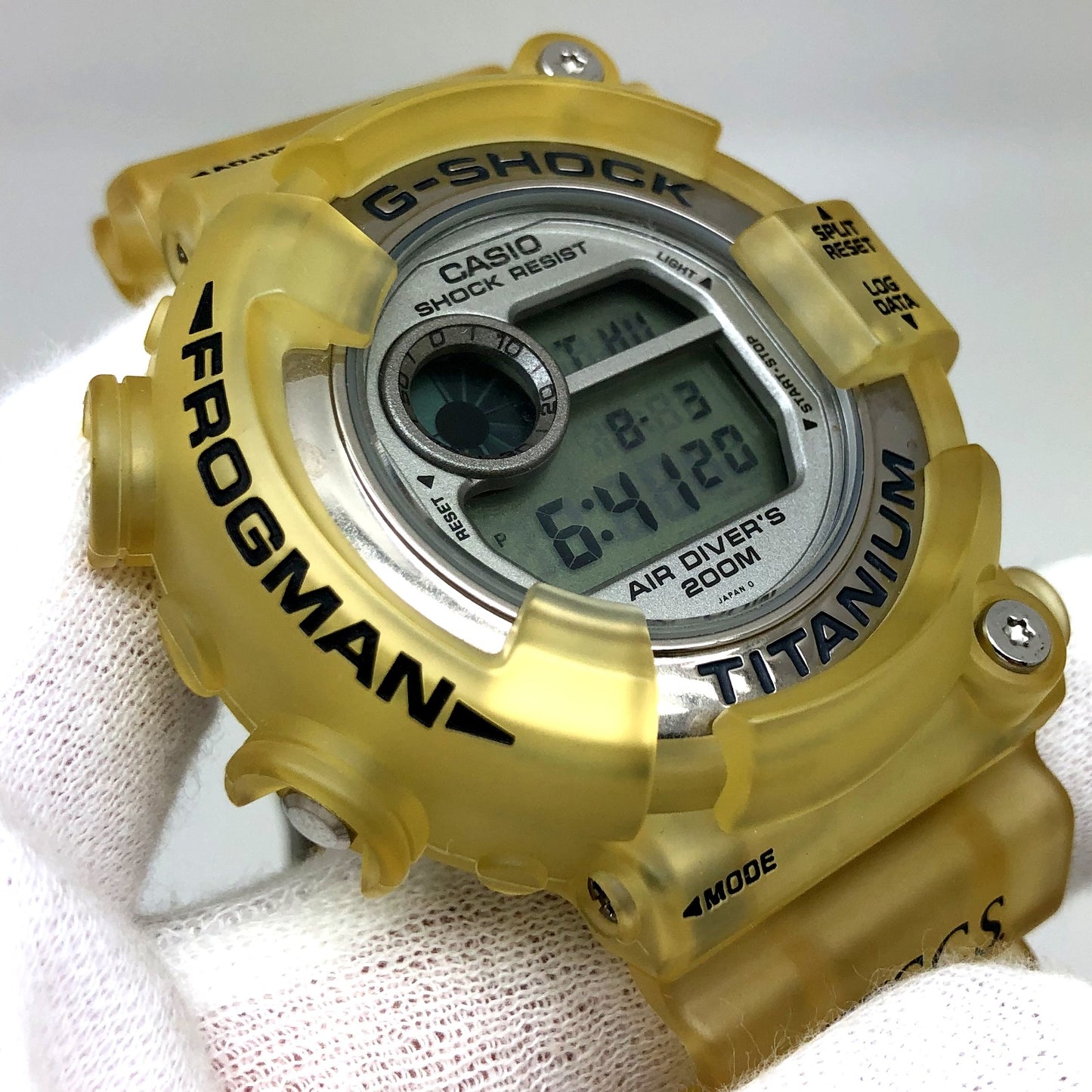 DW-8201WC