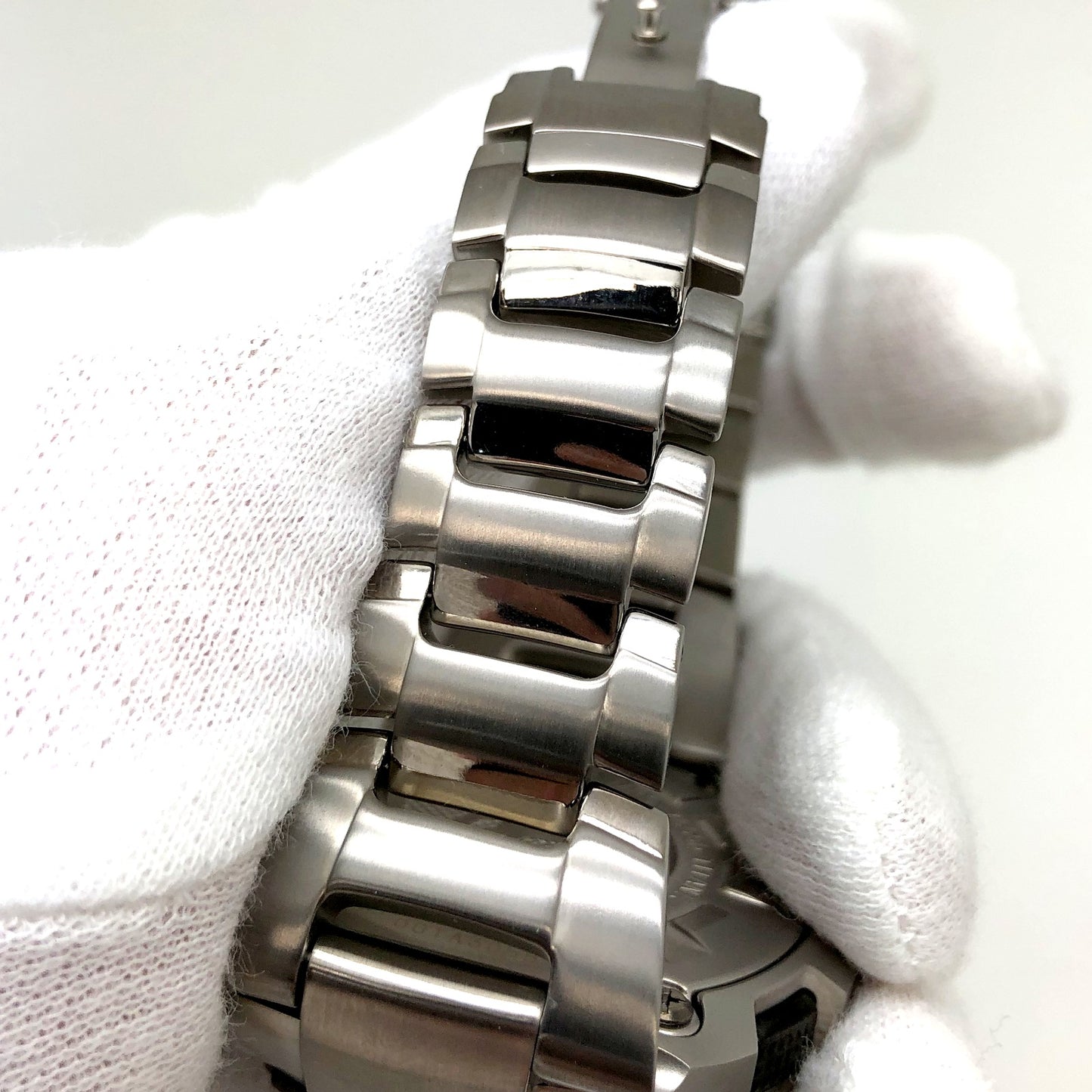 MRG-7600D