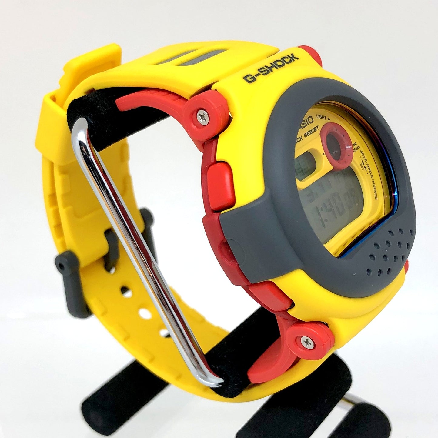 G-B001MVE-9JR