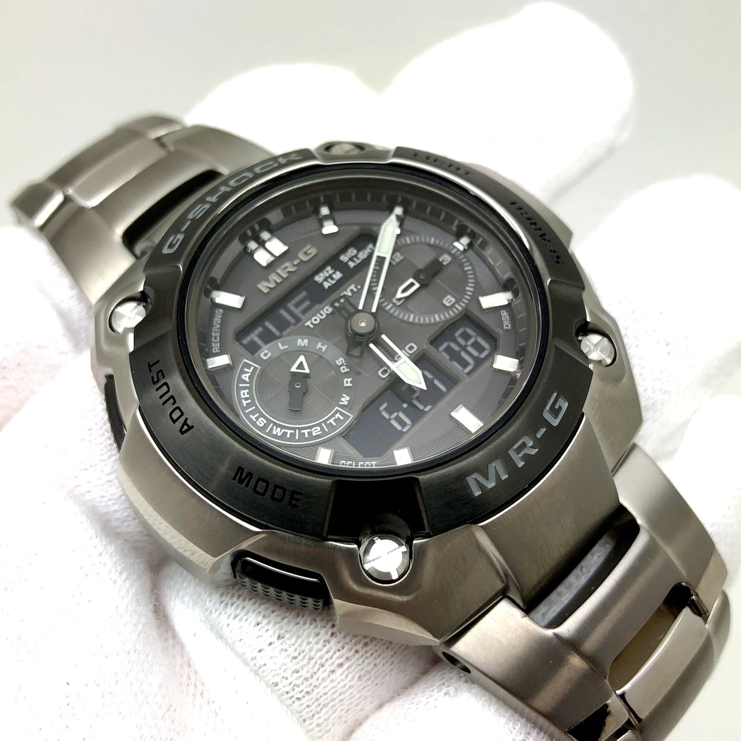 MRG-7600D