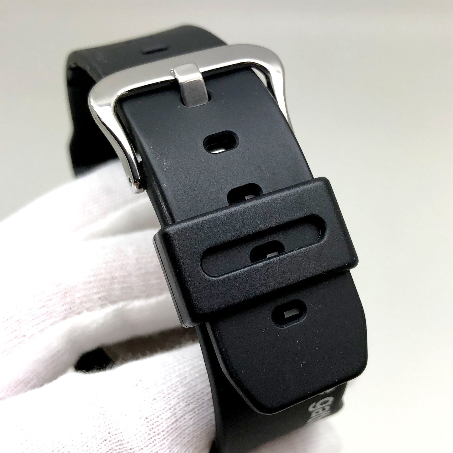DW-6900 GDC