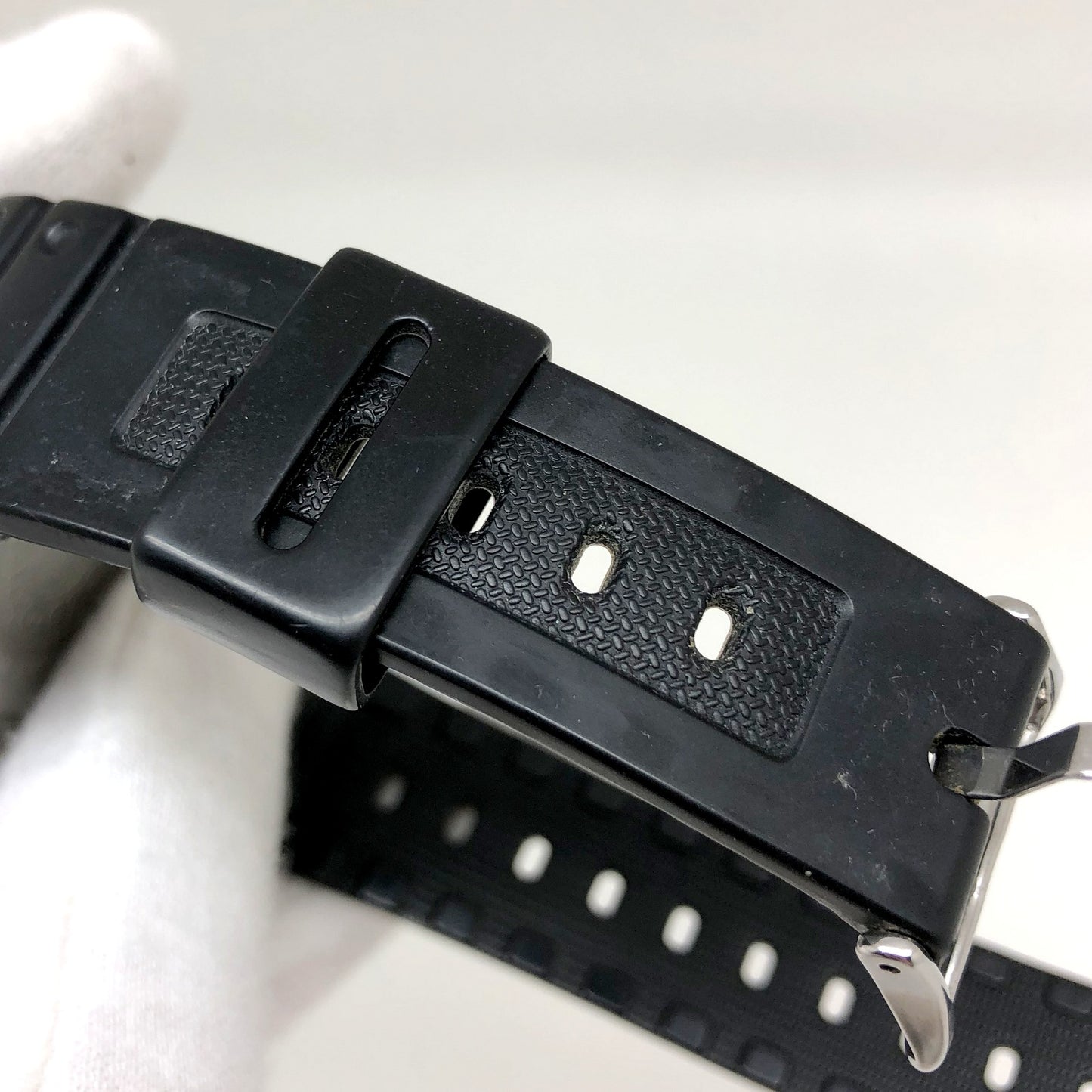 GW-5600J