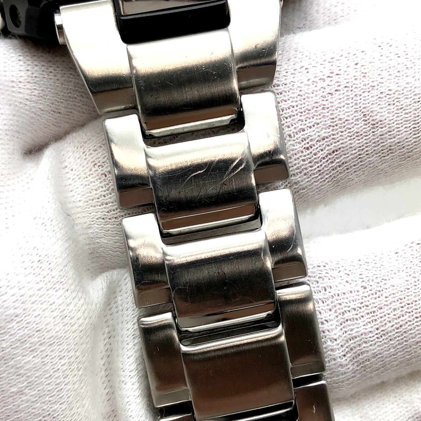 GST-W100D-1A2