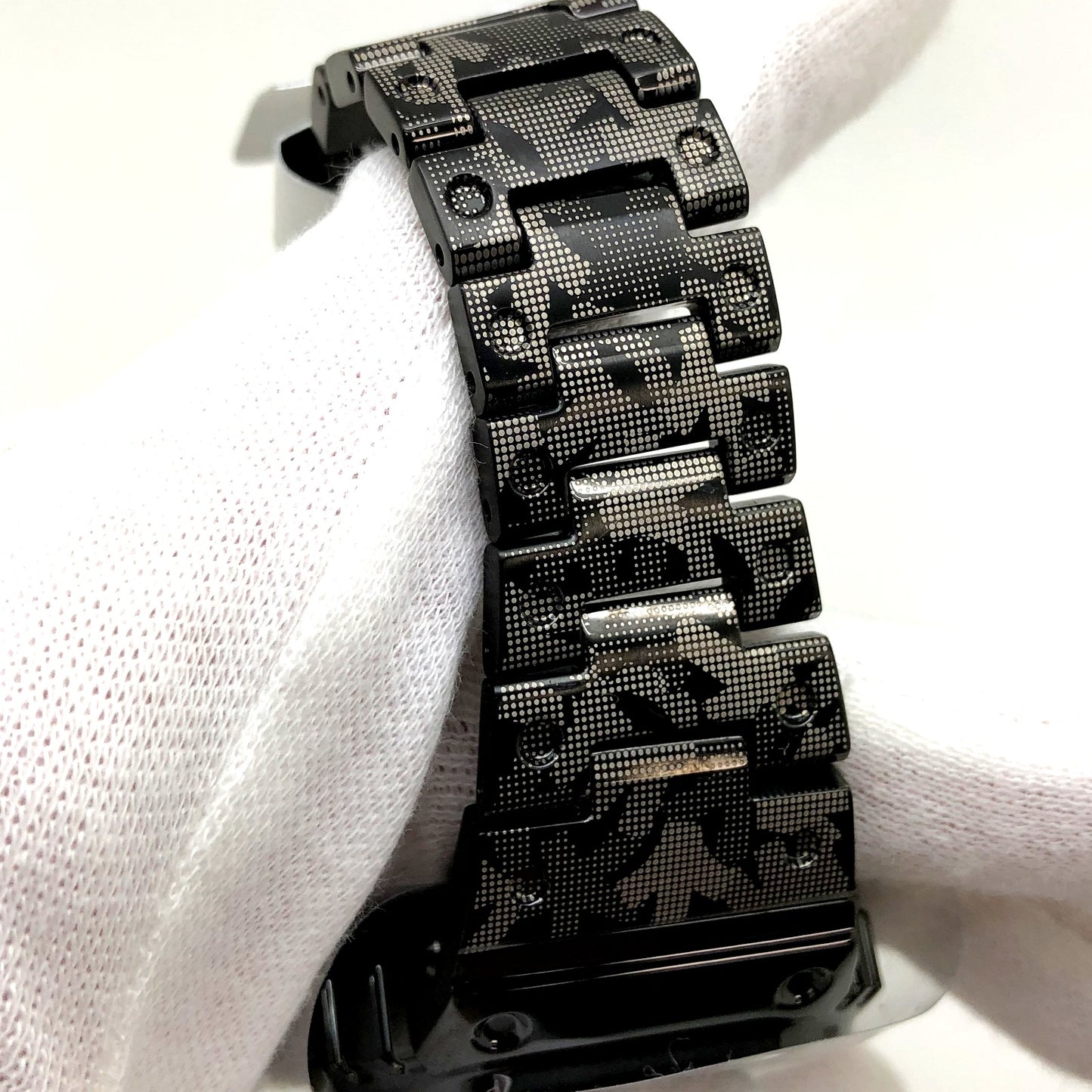 GMW-B5000EH-1JR