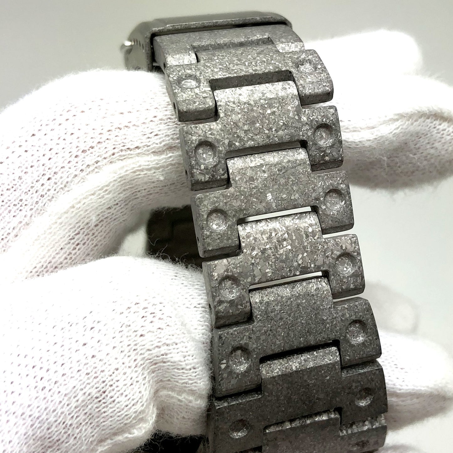 GMW-B5000PS-1JR