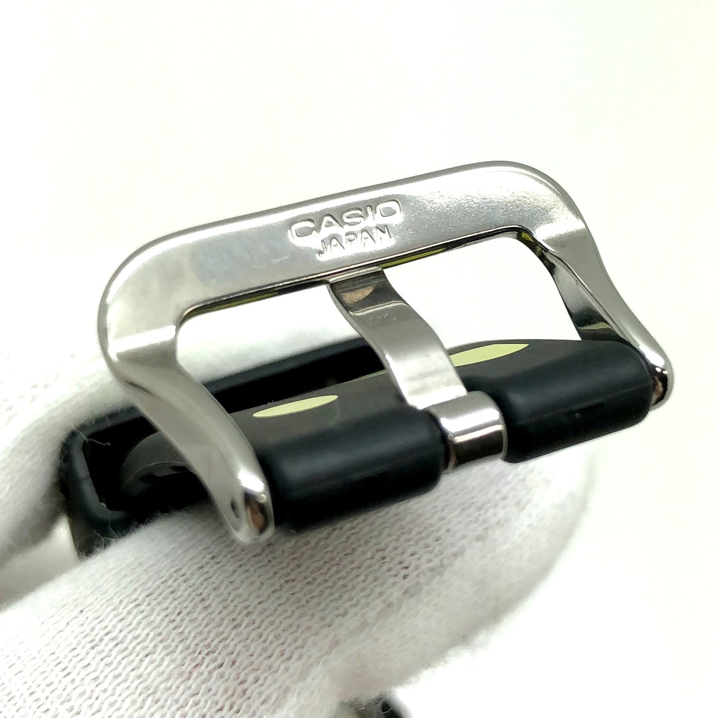 DW-5600