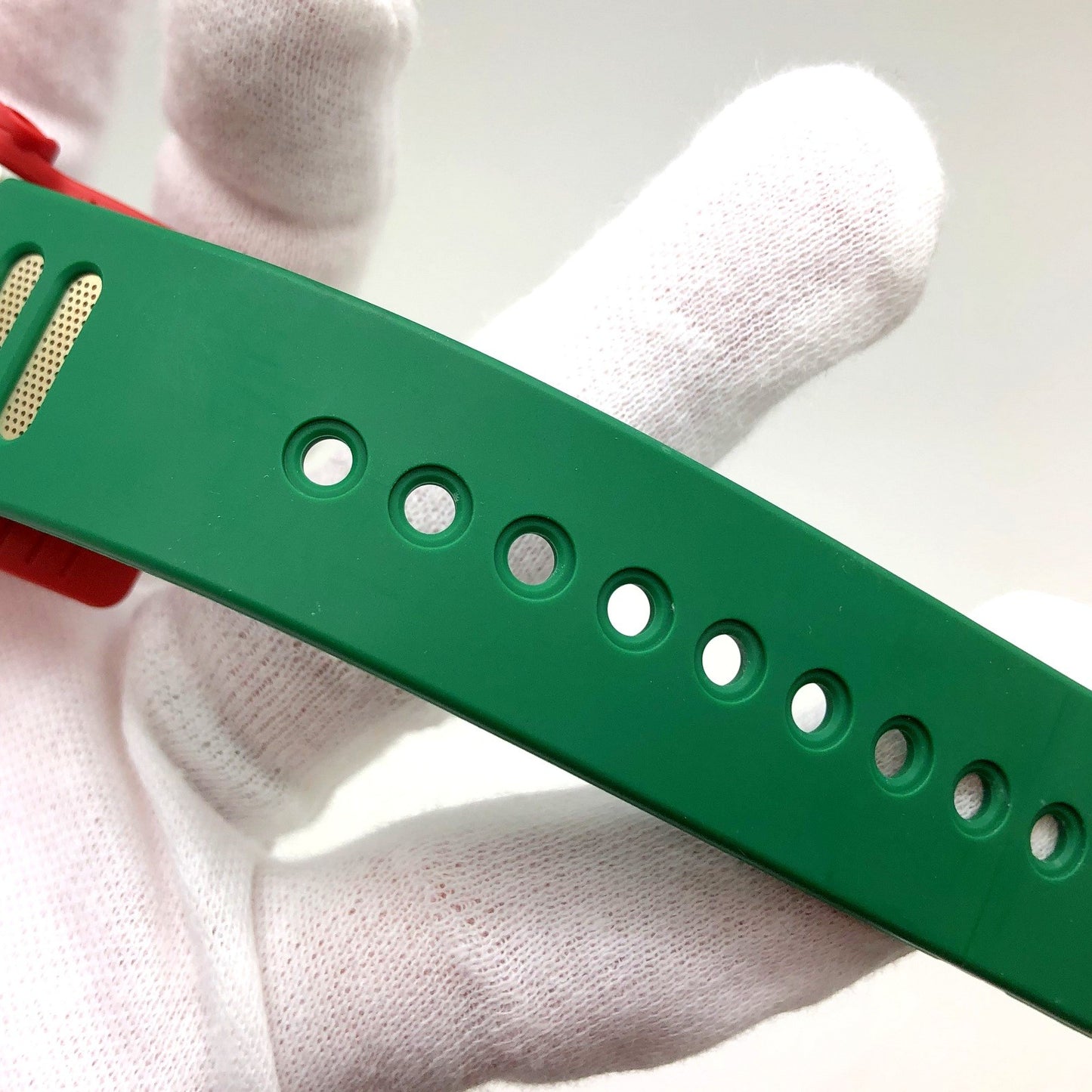 G-001CB-7JF
