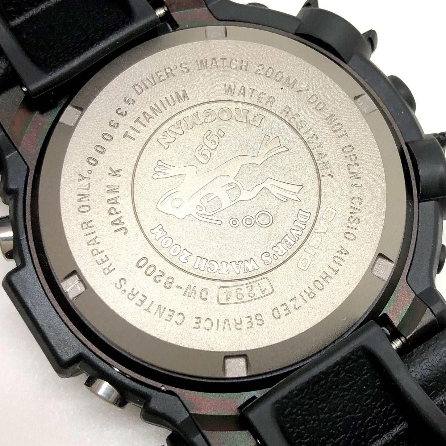 DW-8200ZU-1T