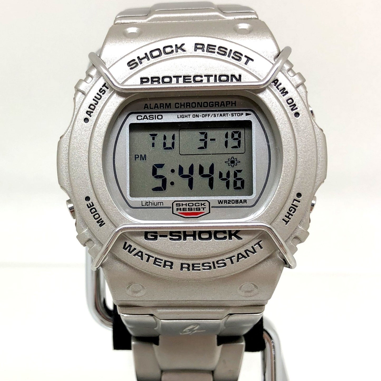 DW-5700D-8