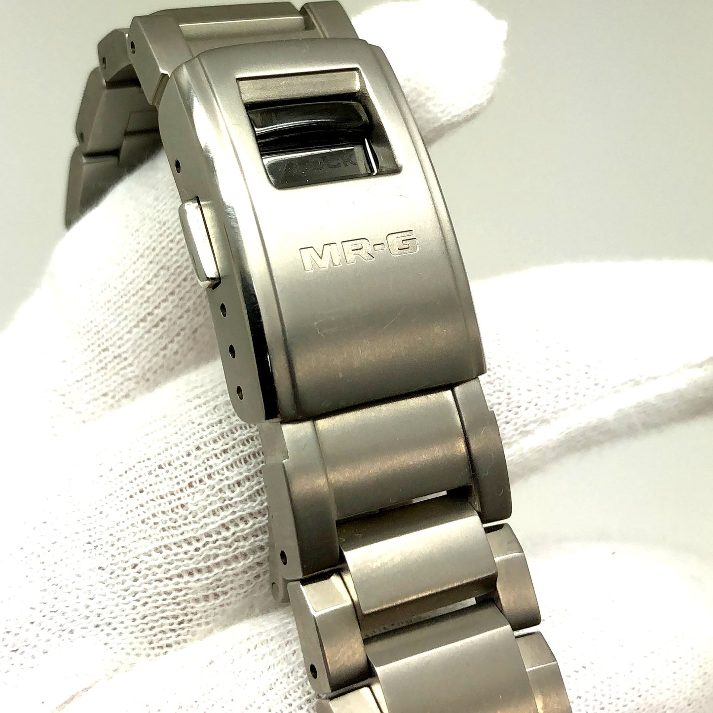 MRG-B1000D-1AJR