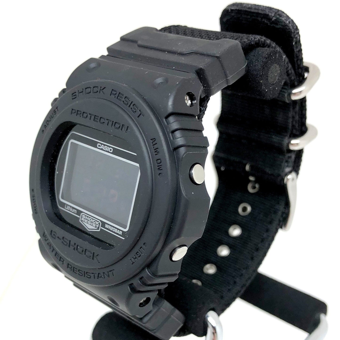 DW-5750E URBAN RESEARCH