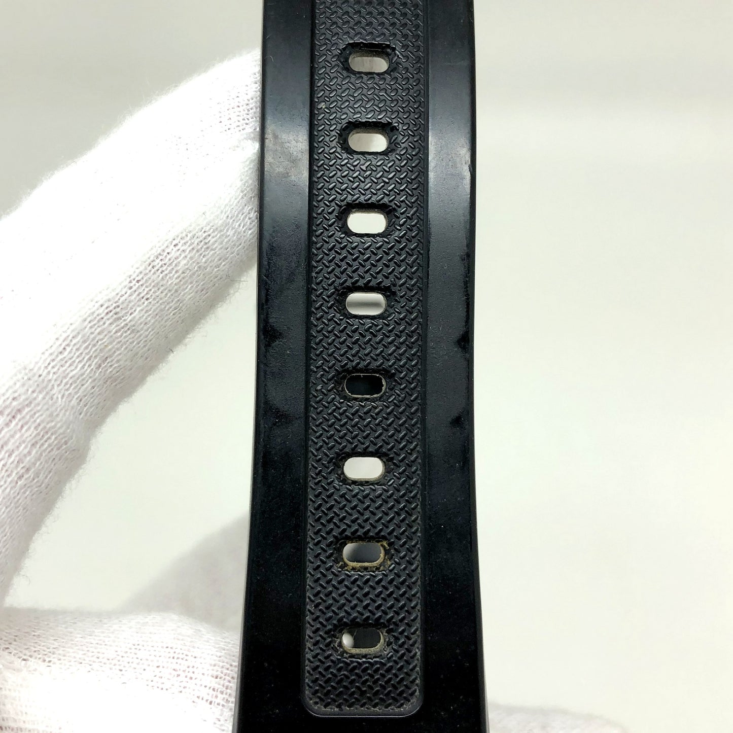 GW-5600J