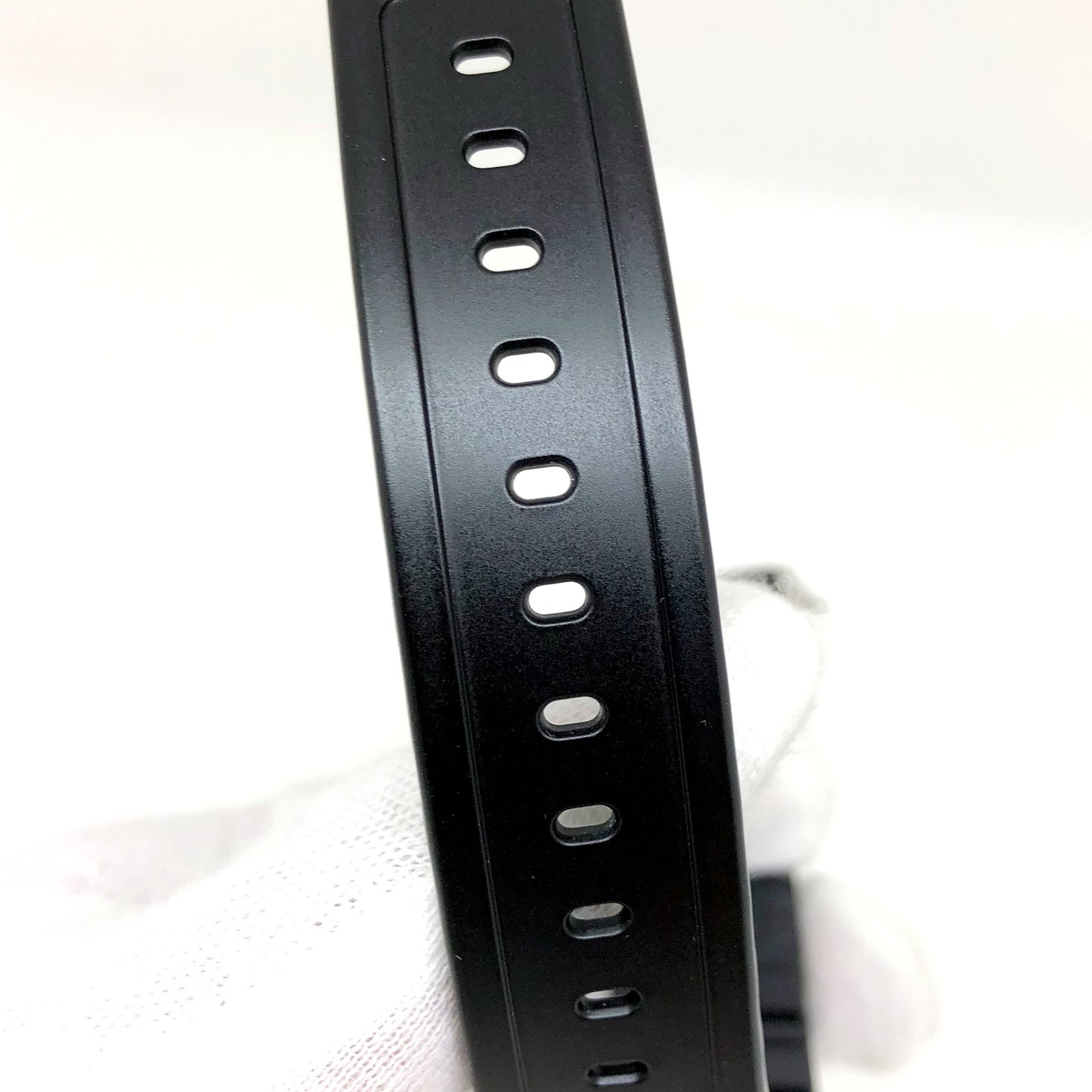 GW-M5610R-1