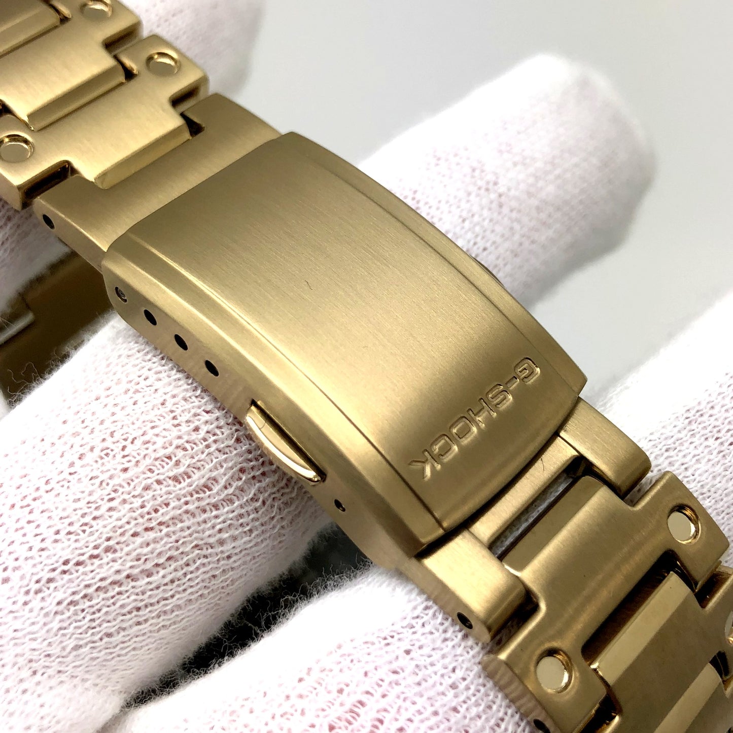 GMW-B5000GD-9JF