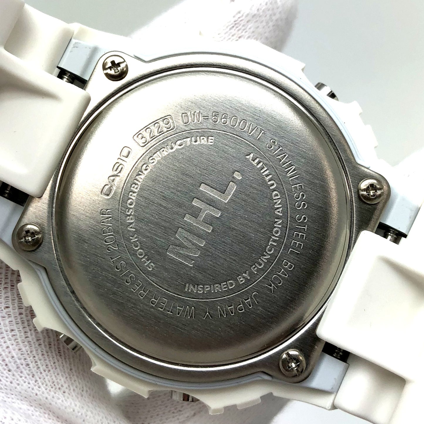 DW-5600