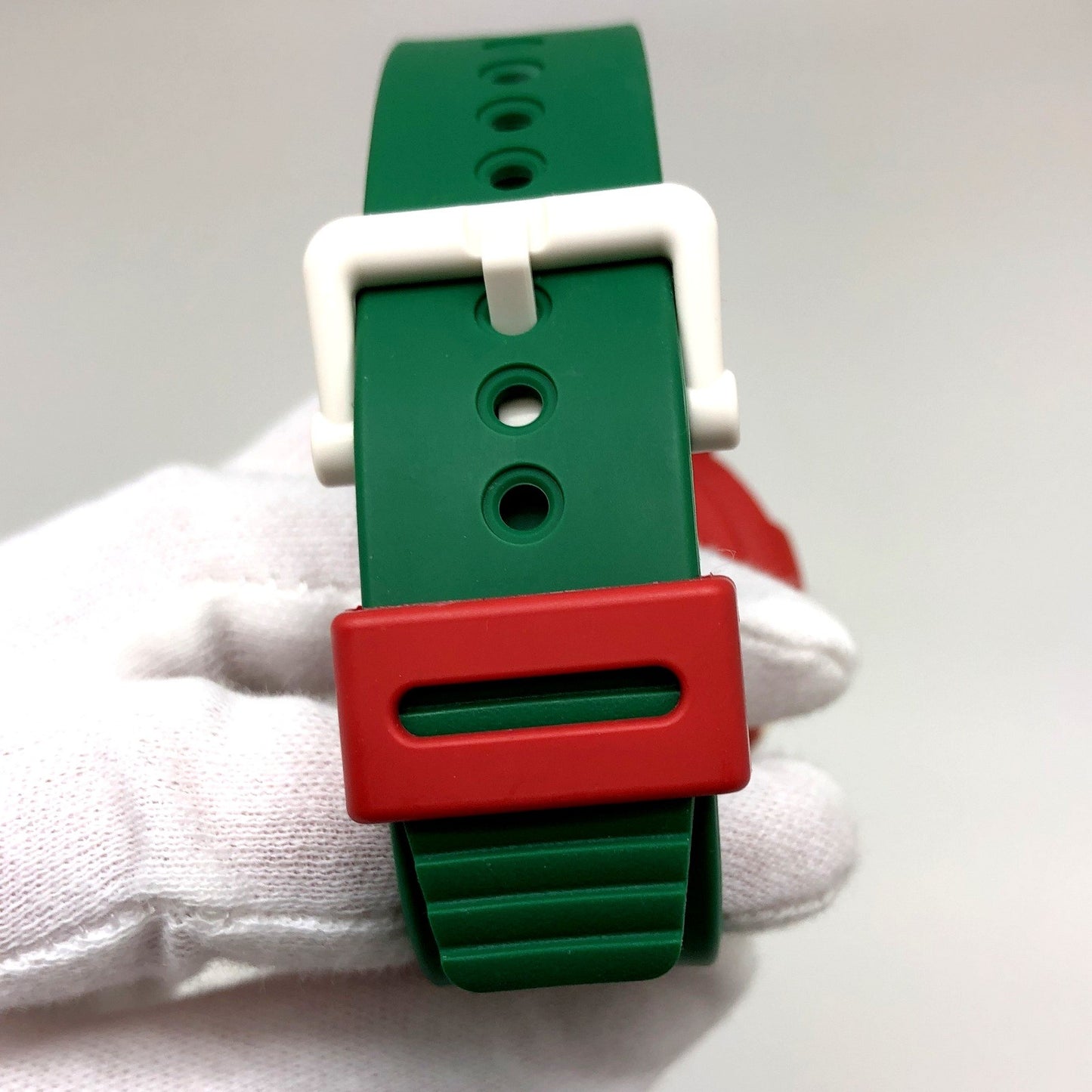 G-001CB-7JF