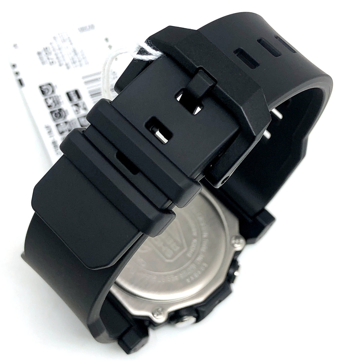 GA-2300-1A ミニマルデザイン アナデジモデル