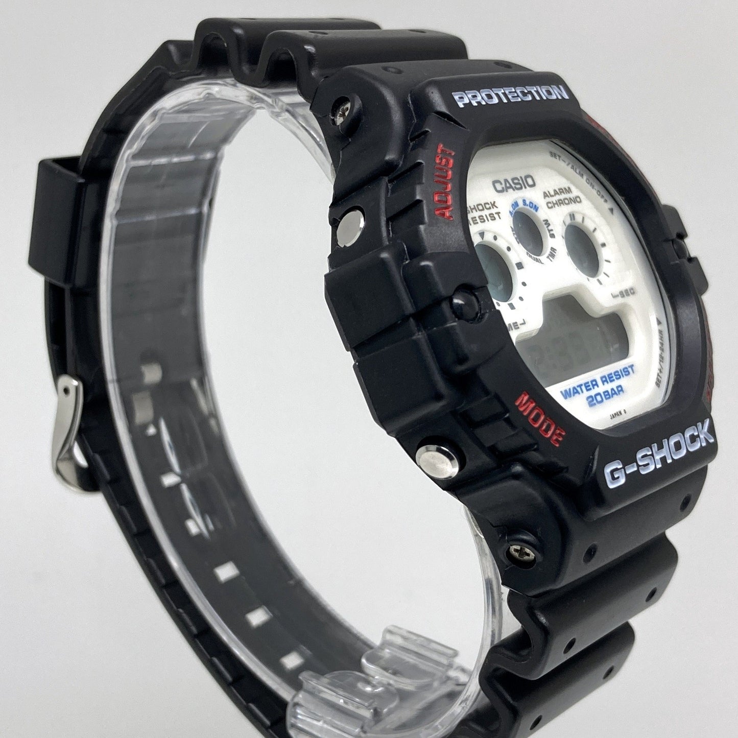 DW-5900C-7 液晶グラフィック搭載 初代3つ目モデル 日本限定カラー