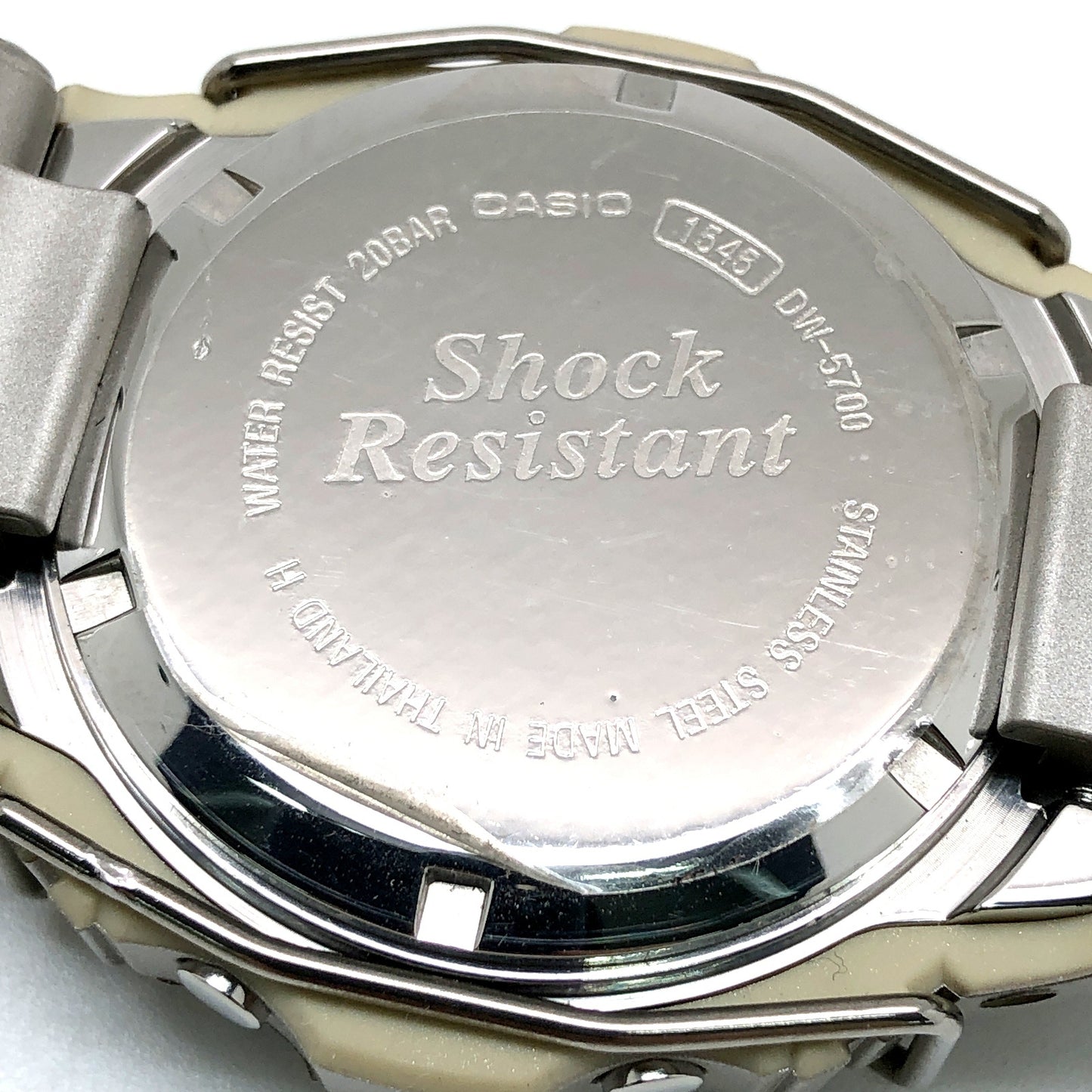 DW-5700D-8 5700シリーズ メタルバンドモデル