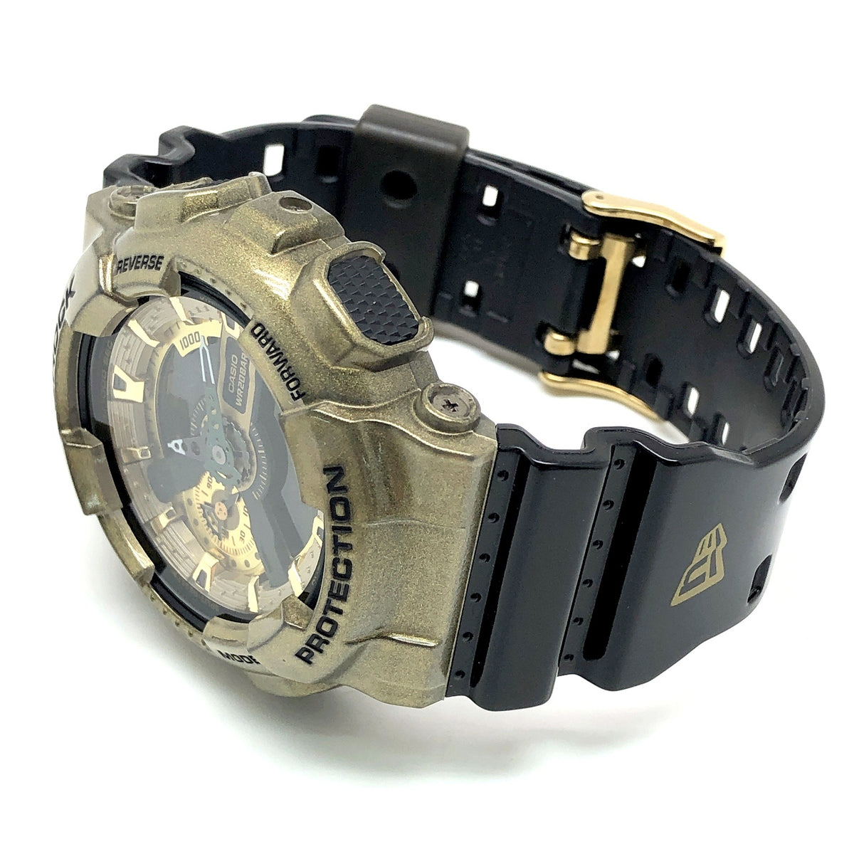 GA-110NE-9A Gショック30周年記念 NEW ERA コラボレーションモデル