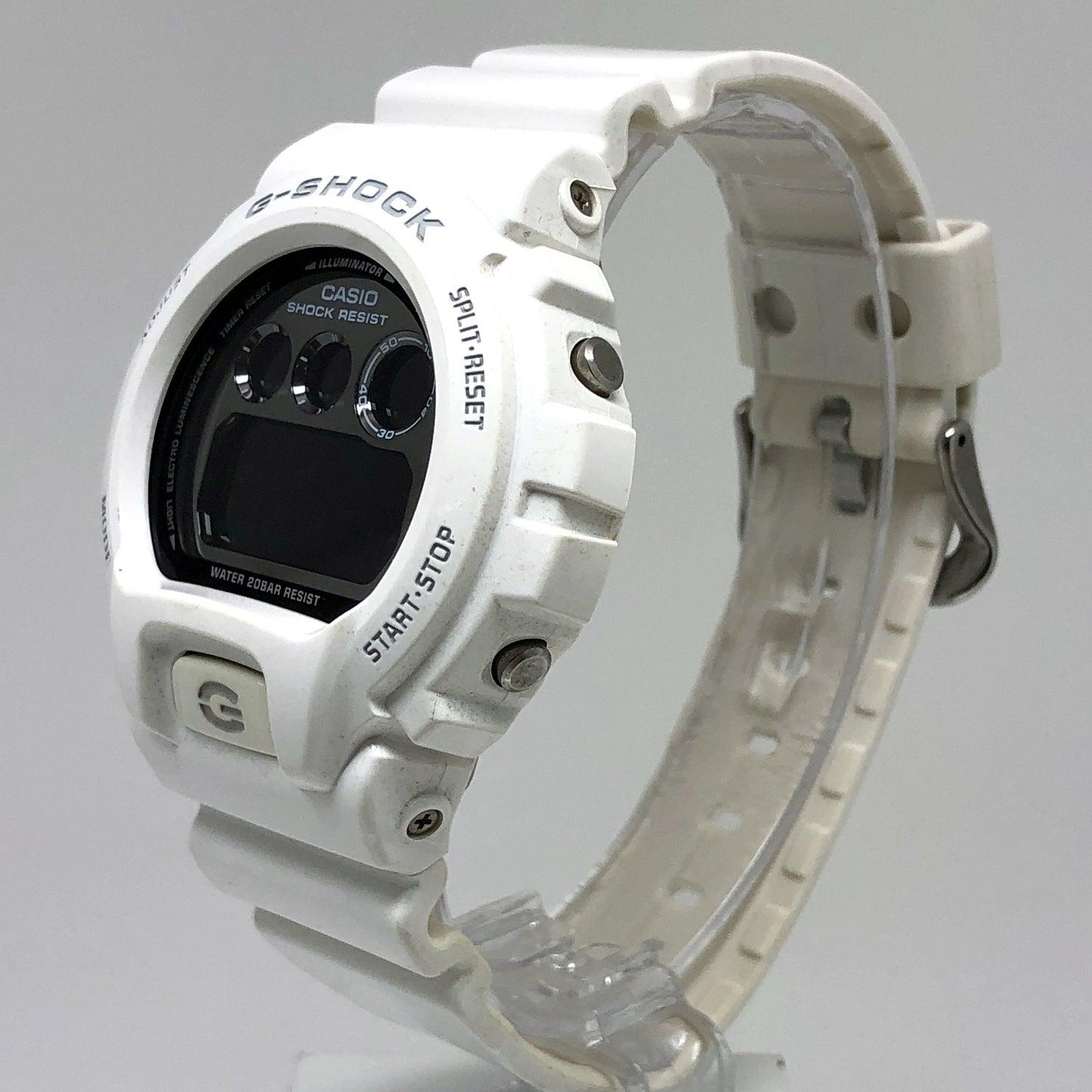 DW-6900NB-7 メタリックカラーズ ホワイト×シルバー